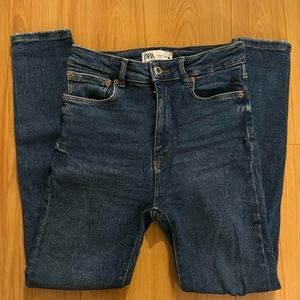 Zara stretch skinny jeans size 4 (eur 36)